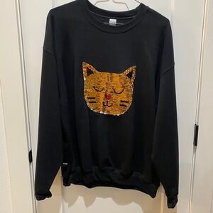 Sequined Cat Sweatshirt Design. Reverses to Different Color.  Silver/Gold.  XL.‎
